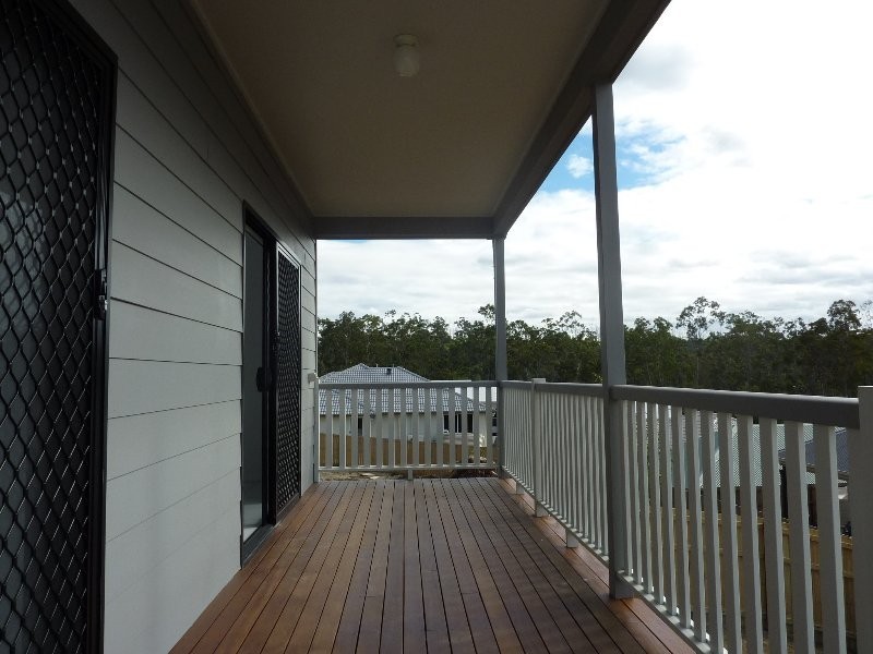 12 Yellowstone Way, Springfield Lakes QLD 4300