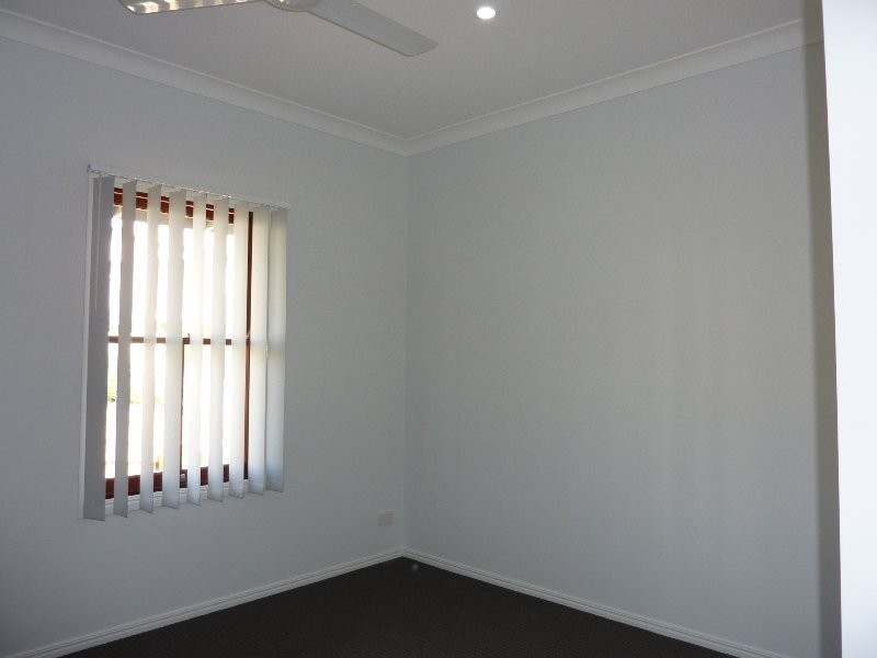 12 Yellowstone Way, Springfield Lakes QLD 4300