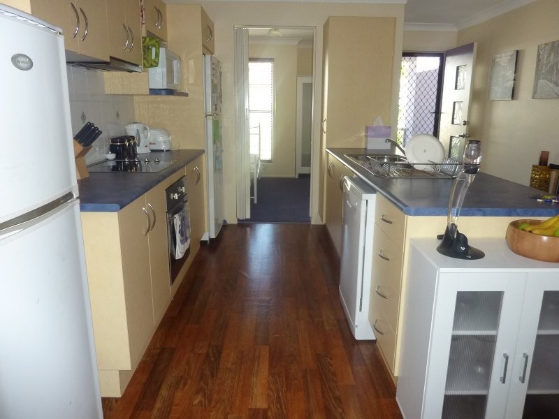 40 Creekside Drive, Springfield Lakes QLD 4300