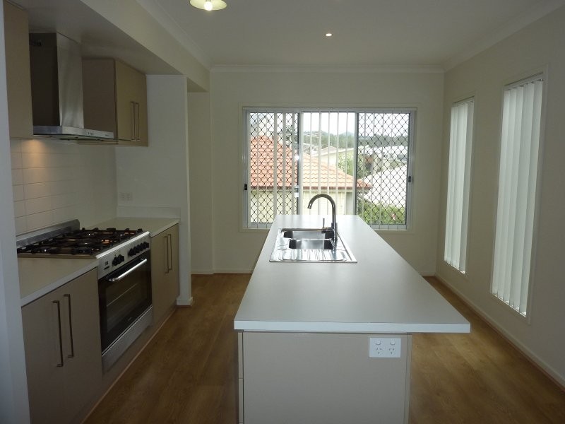 9 Alton Towers Street, Springfield Lakes QLD 4300