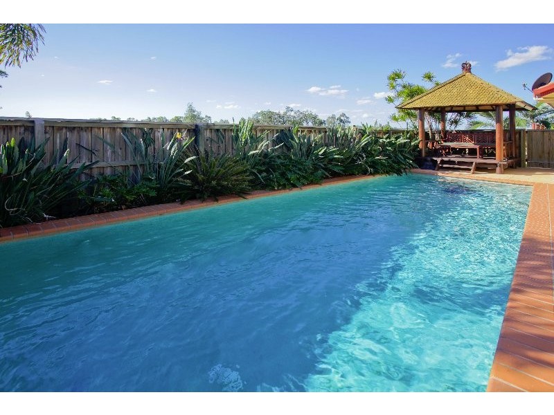 37 Viewpoint Drive, Springfield Lakes QLD 4300