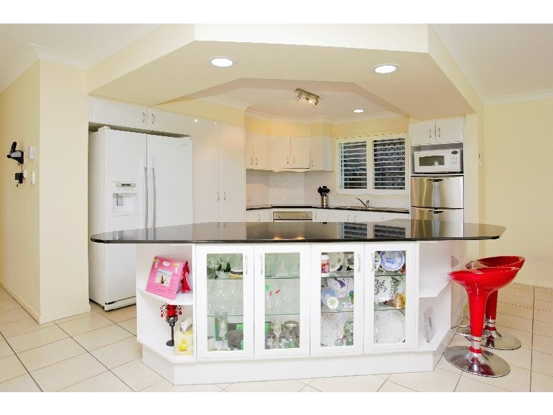 37 Viewpoint Drive, Springfield Lakes QLD 4300