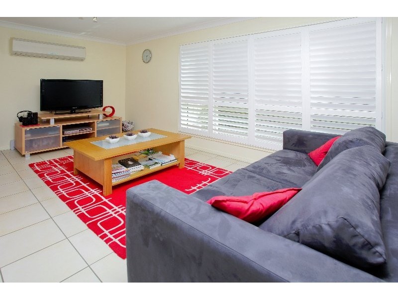 37 Viewpoint Drive, Springfield Lakes QLD 4300