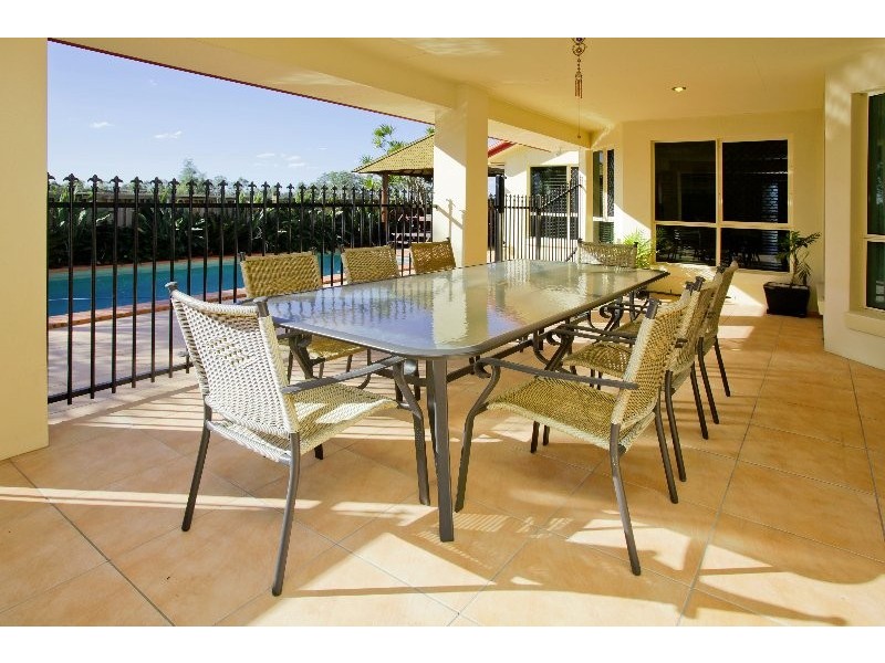37 Viewpoint Drive, Springfield Lakes QLD 4300