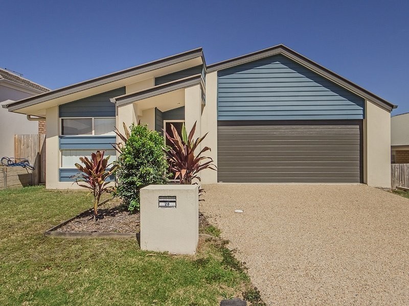 28 Francisca Drive, Augustine Heights QLD 4300