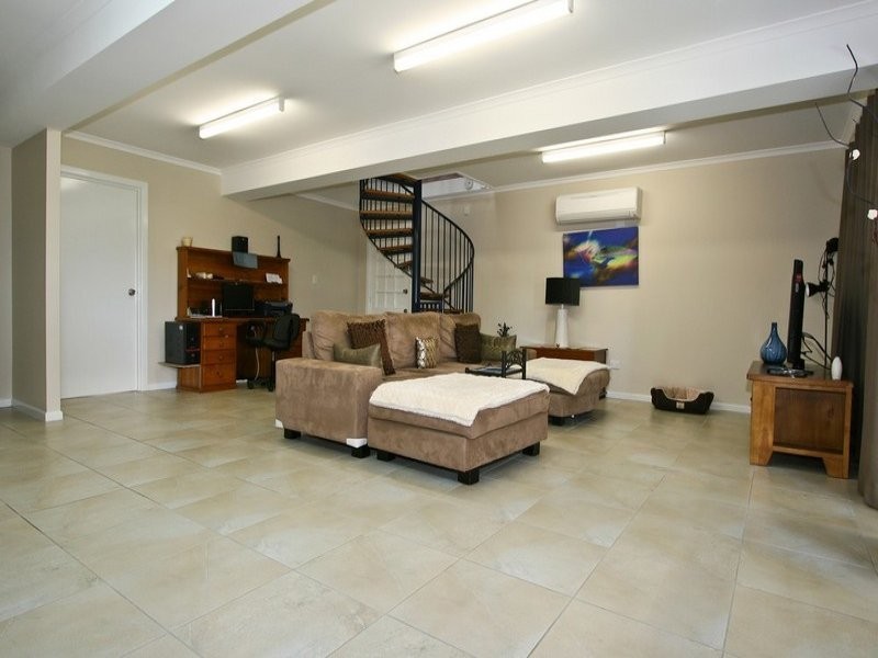 35 Danyenah Street, Loganholme QLD 4129