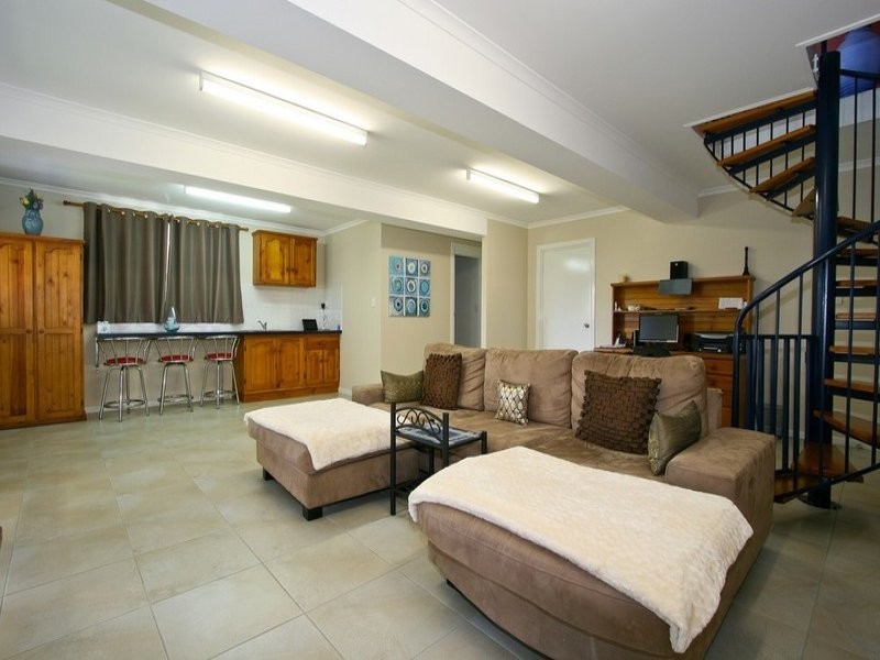 35 Danyenah Street, Loganholme QLD 4129