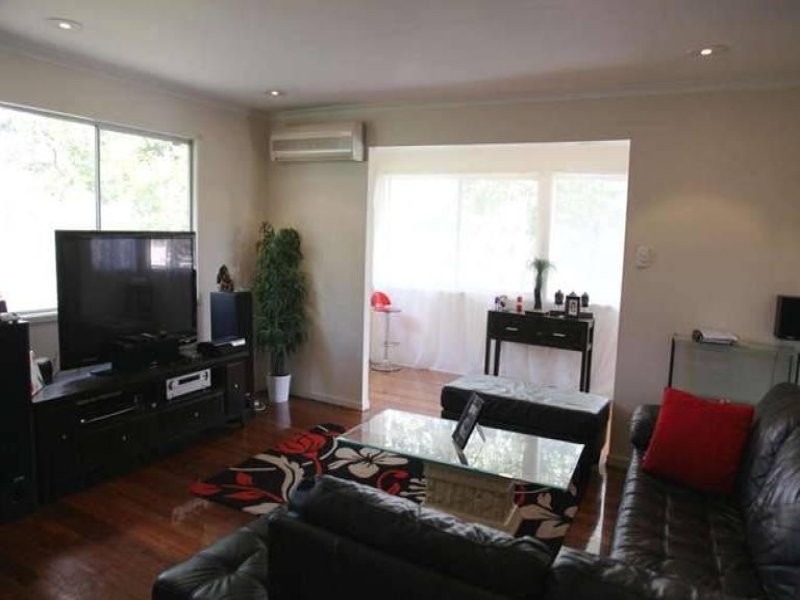 26 Carissa Street, Shailer Park QLD 4128