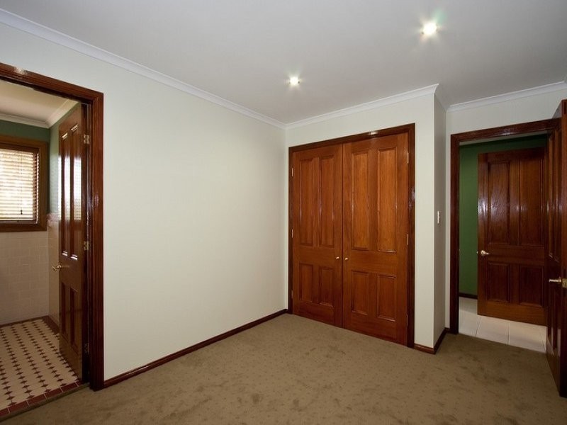 42 Jasmine Crescent, Shailer Park QLD 4128