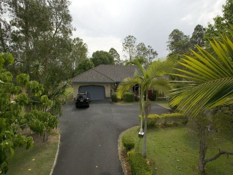 32 Parkway Road, Daisy Hill QLD 4127