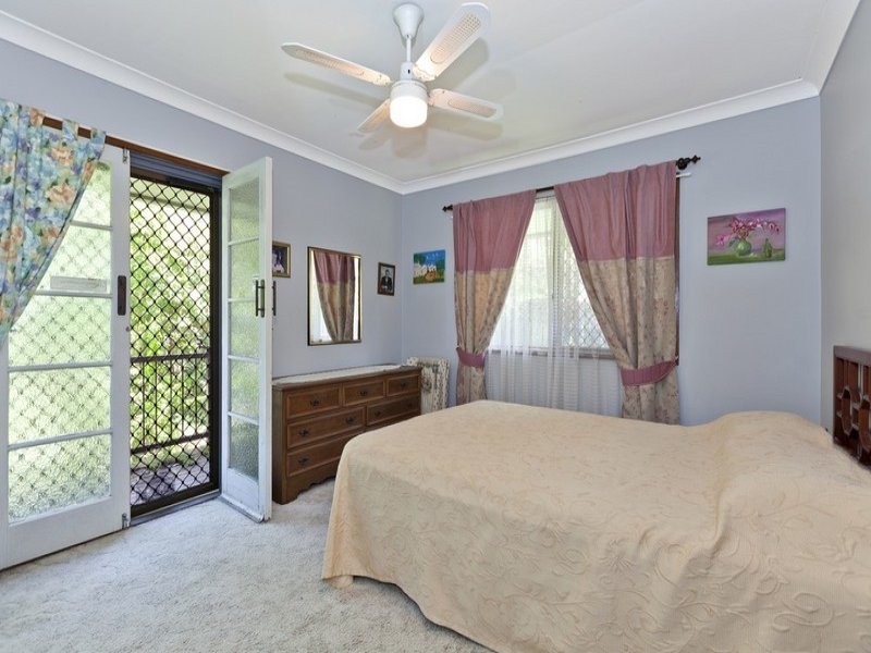 32 Parkway Road, Daisy Hill QLD 4127