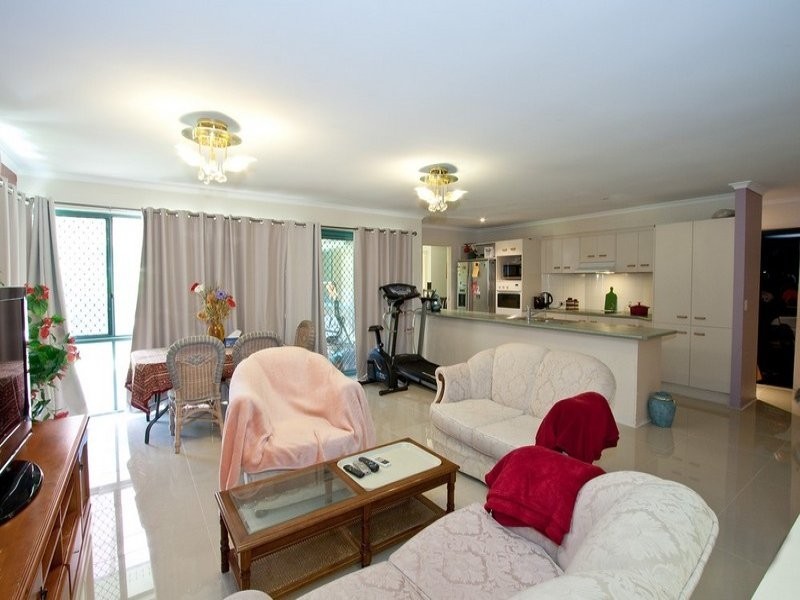 81B Lyndale Street, Daisy Hill QLD 4127