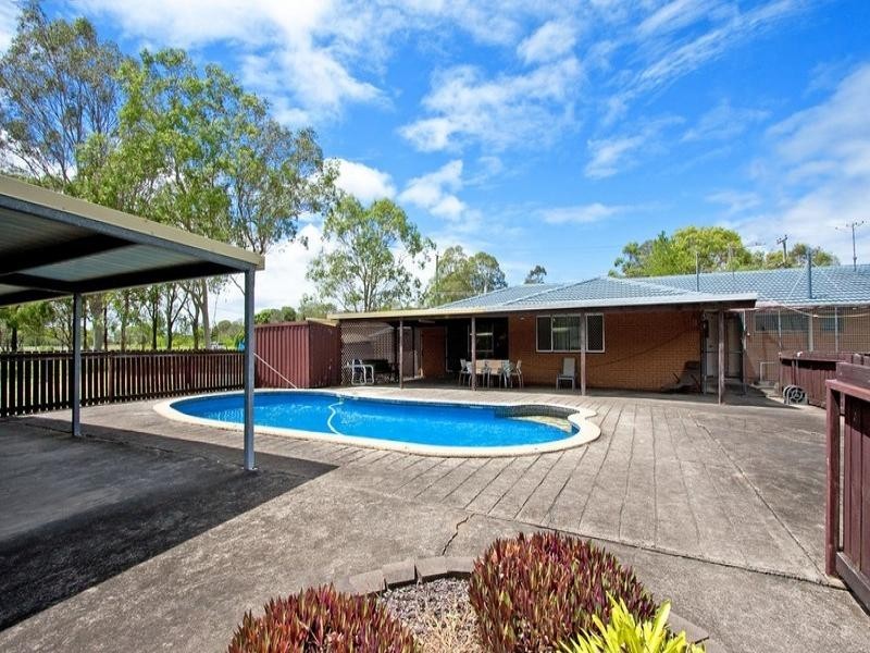 514 Beenleigh-Redland Bay Rd, Carbrook QLD 4130