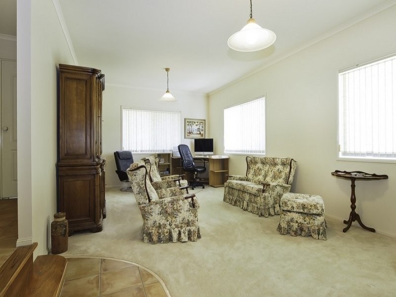 22 Tangadee Court, Shailer Park QLD 4128