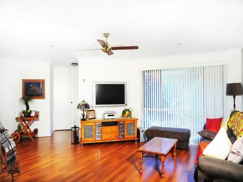 13 Magenta Court, Mount Warren Park QLD 4207
