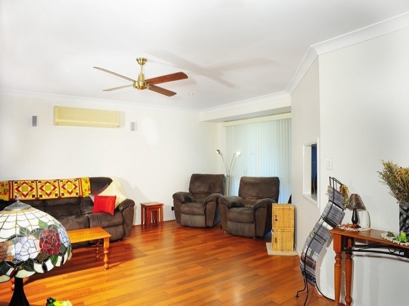 13 Magenta Court, Mount Warren Park QLD 4207