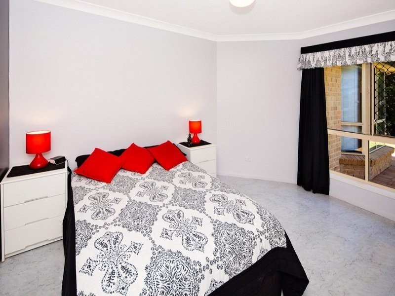 37 Oak Street, Shailer Park QLD 4128