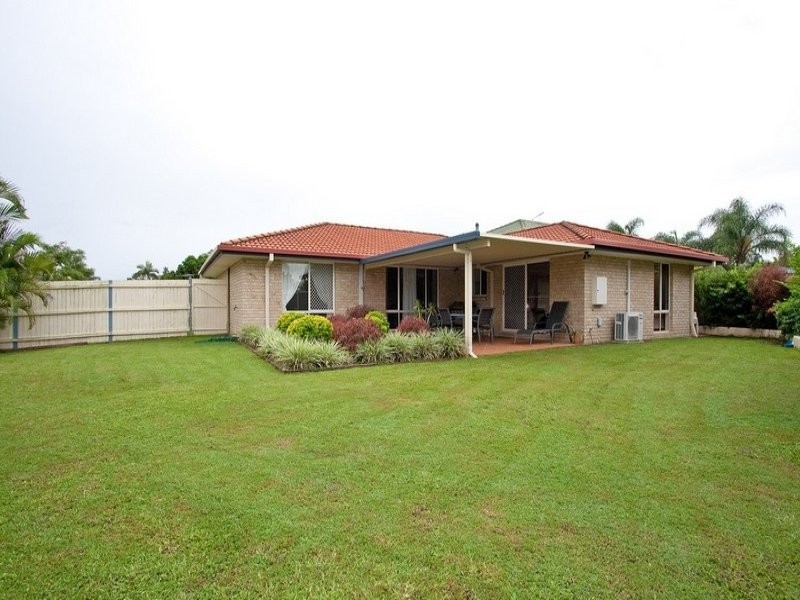 2 Perak Court, Tanah Merah QLD 4128