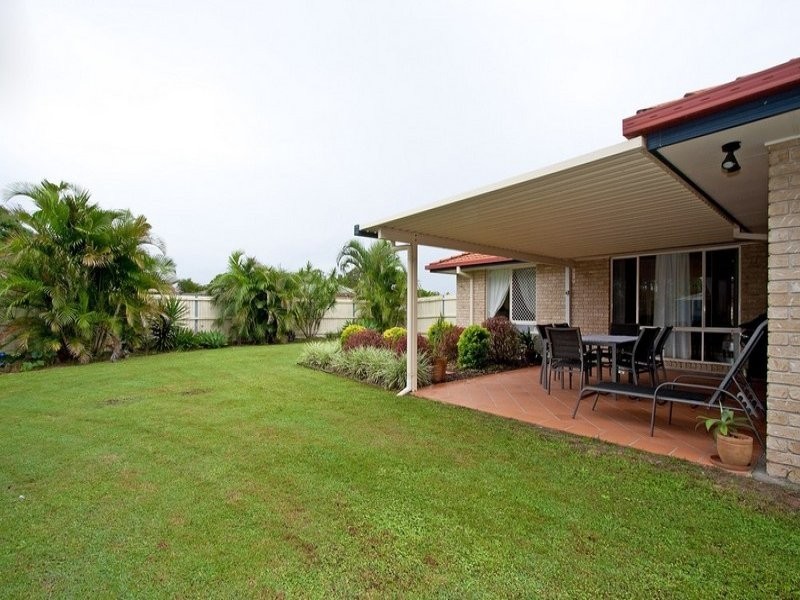 2 Perak Court, Tanah Merah QLD 4128