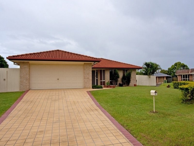2 Perak Court, Tanah Merah QLD 4128