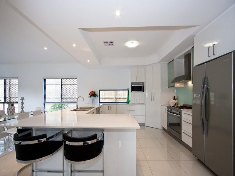 15 Hester Street, Shailer Park QLD 4128