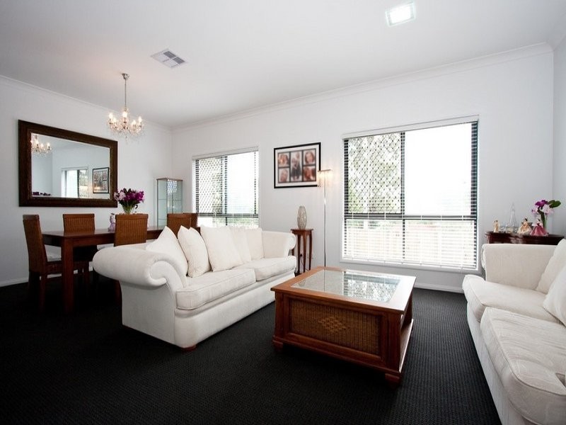 15 Hester Street, Shailer Park QLD 4128