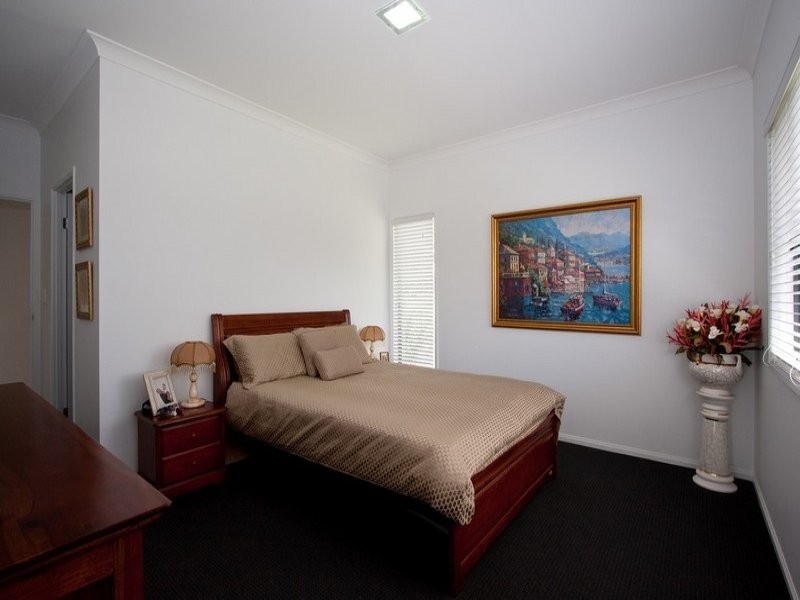 15 Hester Street, Shailer Park QLD 4128