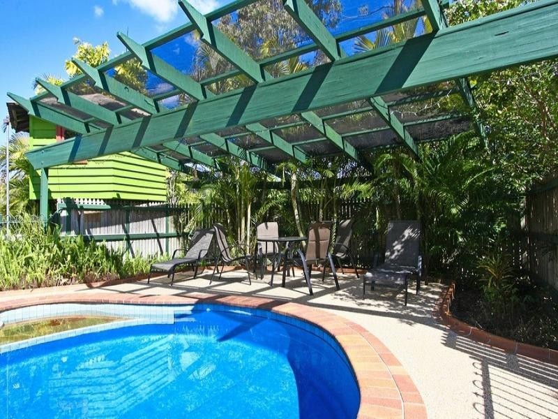 15 Voltaire Street, Shailer Park QLD 4128