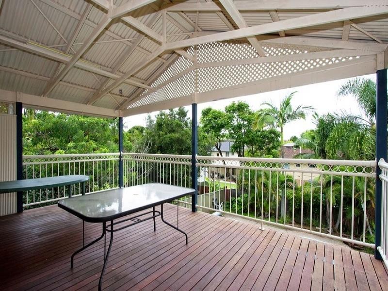 119 Springwood Road, Springwood QLD 4127