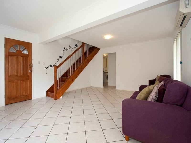 119 Springwood Road, Springwood QLD 4127