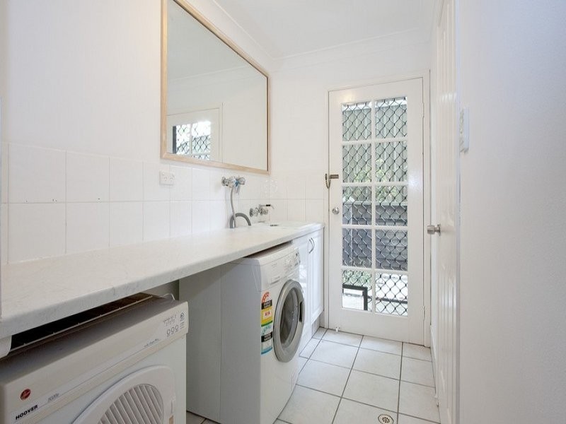 119 Springwood Road, Springwood QLD 4127