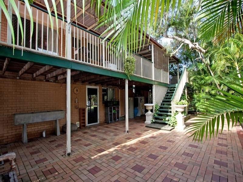 2 Leanne Street, Rochedale South QLD 4123