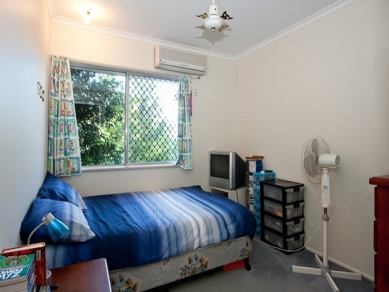 2 Leanne Street, Rochedale South QLD 4123