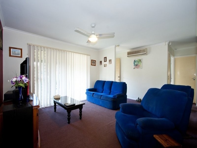 10 Raelene Terrace, Springwood QLD 4127