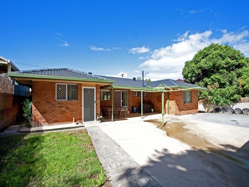 10 Raelene Terrace, Springwood QLD 4127