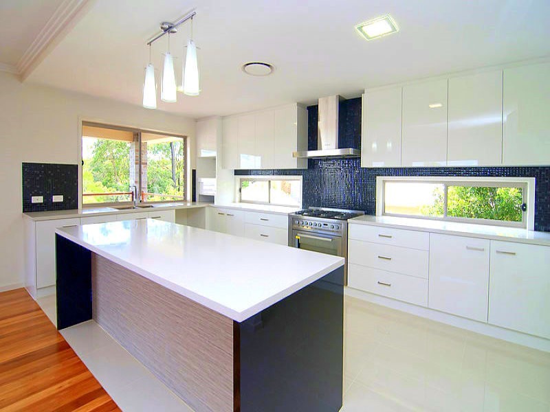 15 Baxton Place, Shailer Park QLD 4128