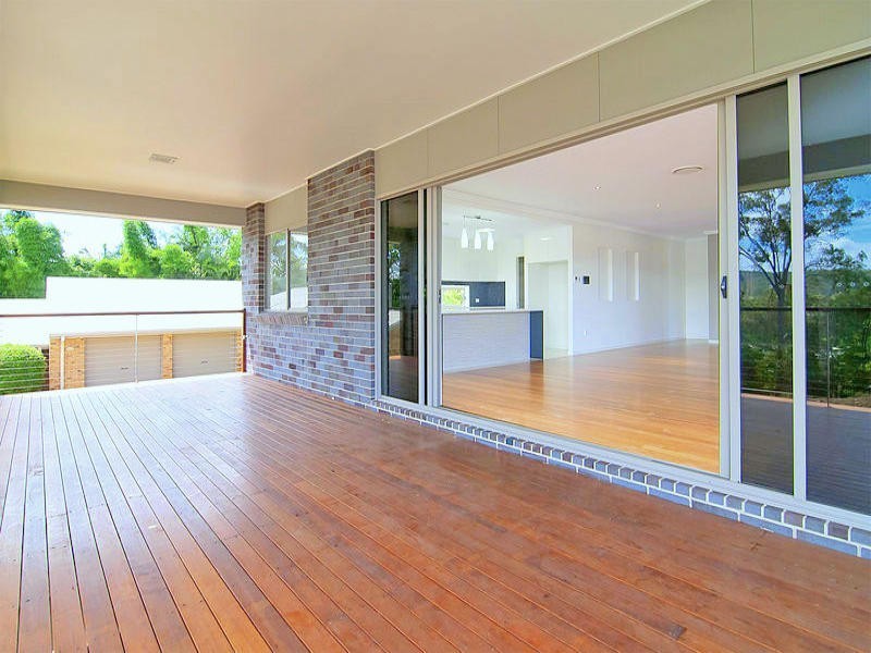 15 Baxton Place, Shailer Park QLD 4128