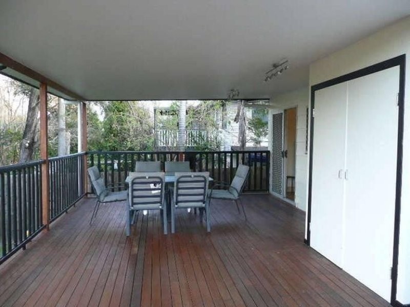 2880 Logan Rd, Underwood QLD 4119