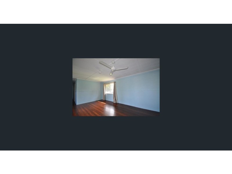 4 Skyline Drive, Kingston QLD 4114