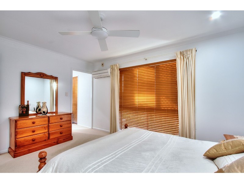 39 Caloola Drive, Springwood QLD 4127