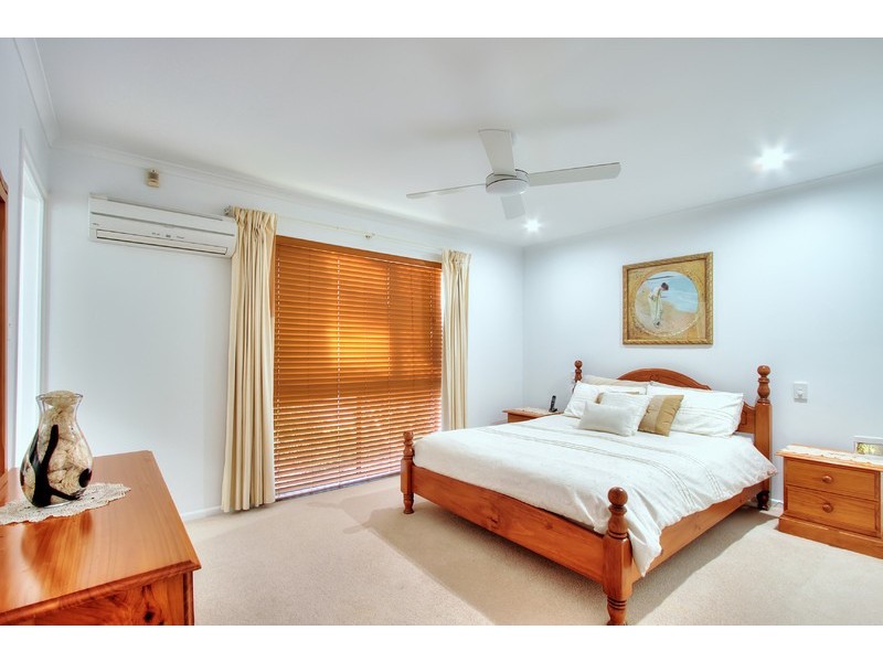 39 Caloola Drive, Springwood QLD 4127