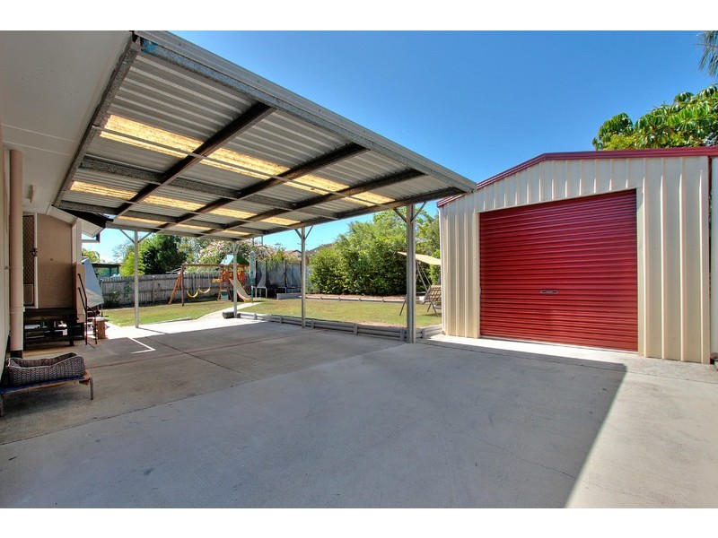 15 Yugumbri Crescent, Logan Central QLD 4114