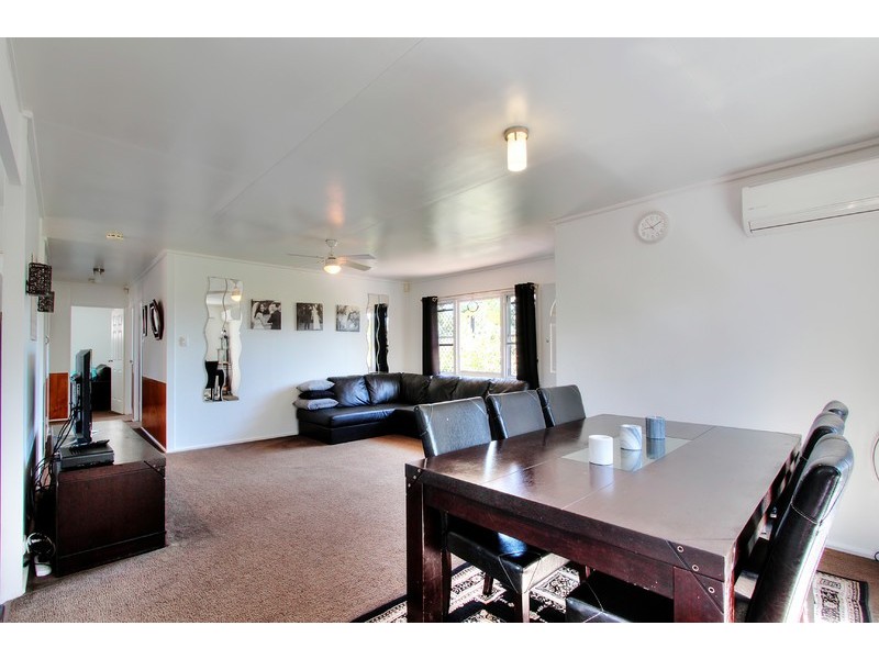 15 Yugumbri Crescent, Logan Central QLD 4114