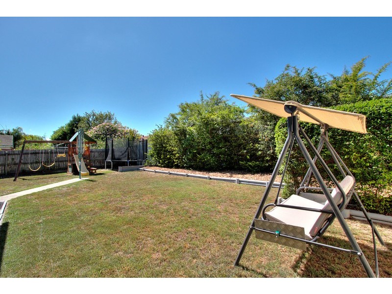 15 Yugumbri Crescent, Logan Central QLD 4114