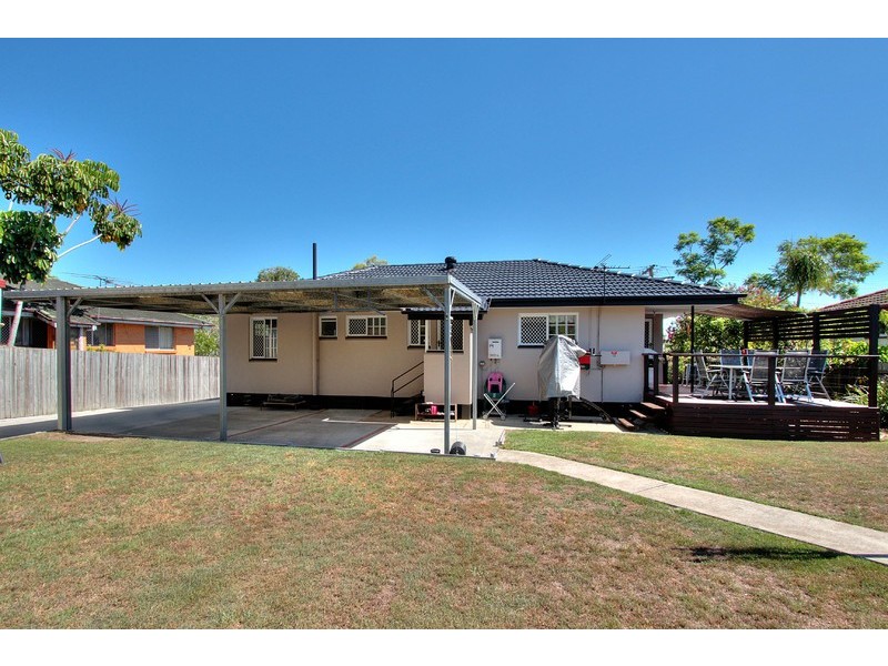 15 Yugumbri Crescent, Logan Central QLD 4114