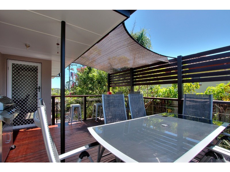 15 Yugumbri Crescent, Logan Central QLD 4114