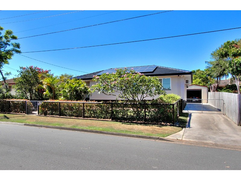 15 Yugumbri Crescent, Logan Central QLD 4114