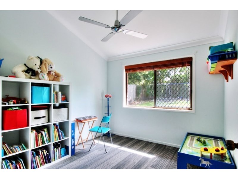 9 Oxley Circuit, Daisy Hill QLD 4127