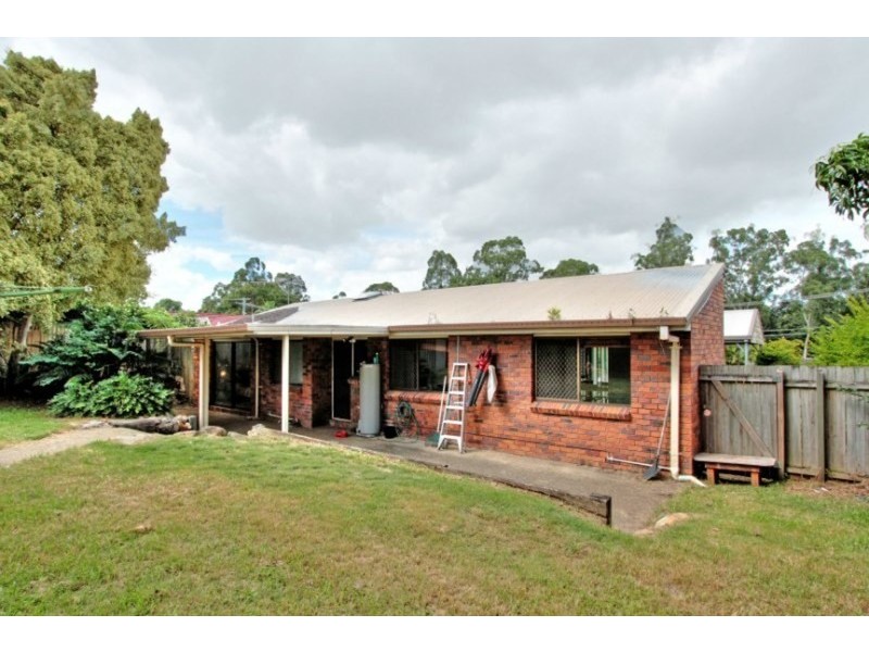 9 Oxley Circuit, Daisy Hill QLD 4127