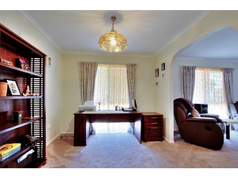 4 Evenwood Street, Daisy Hill QLD 4127